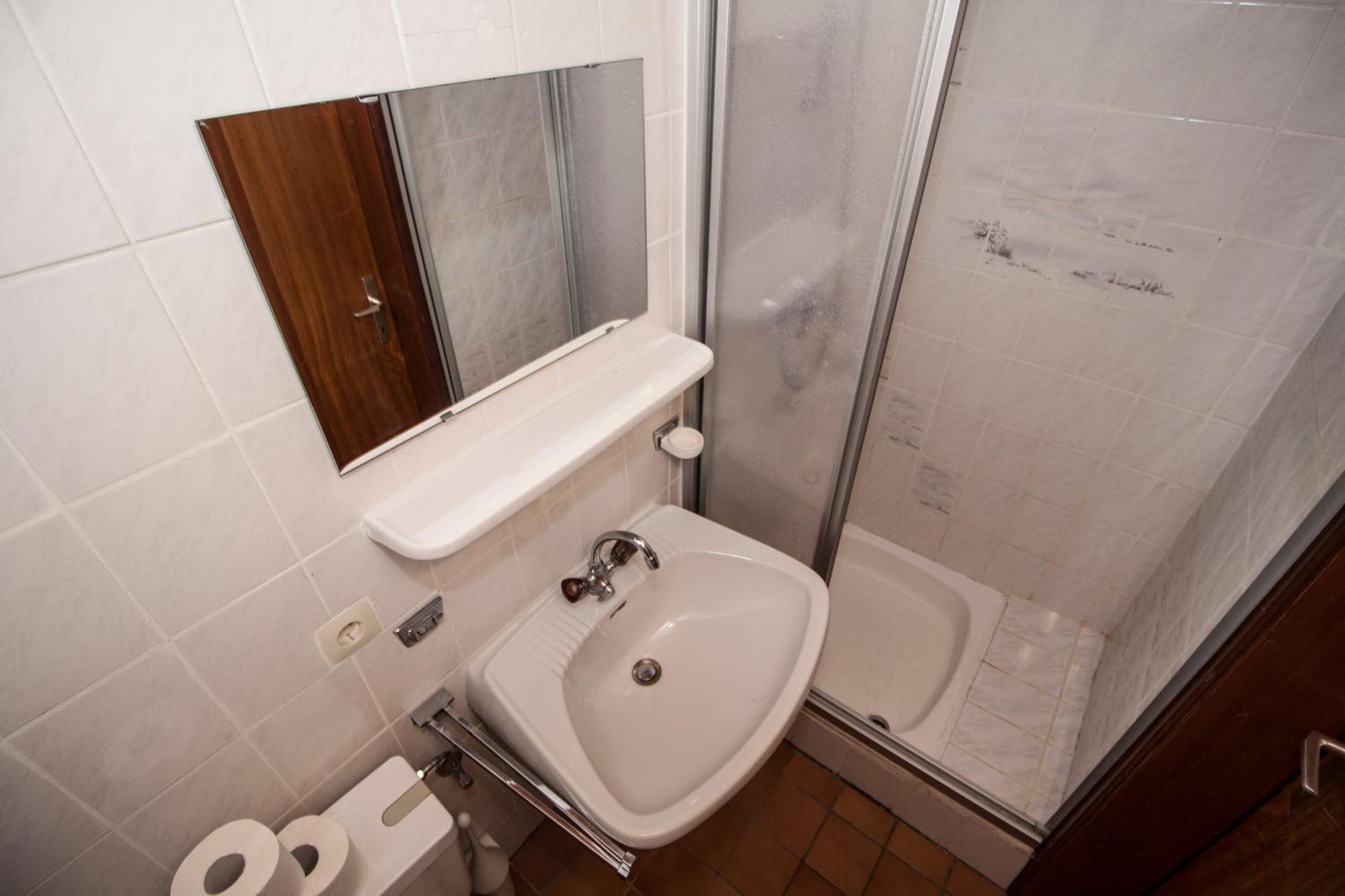 Hostel Chillertal Mayrhofen Rom bilde