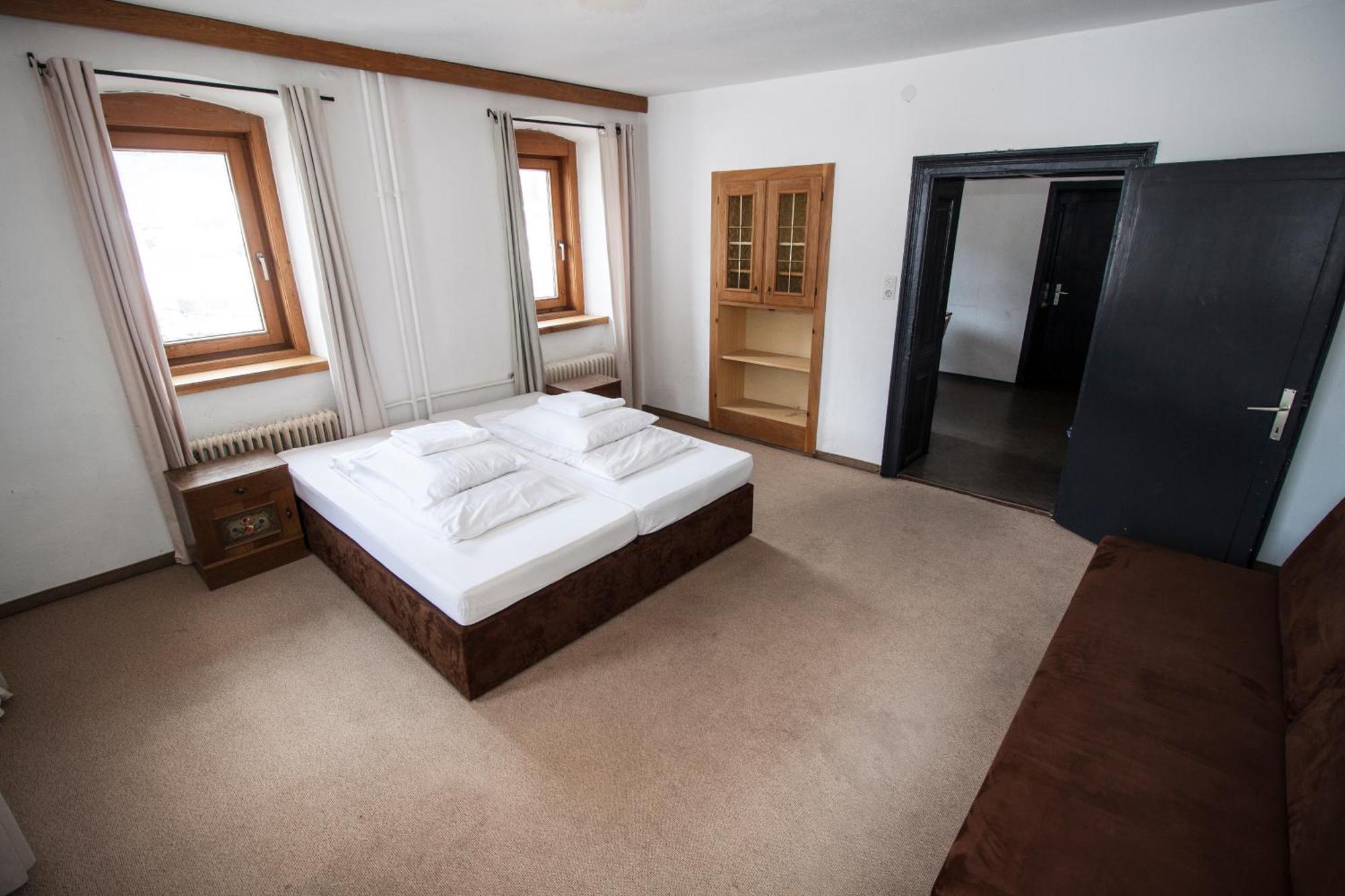 Hostel Chillertal Mayrhofen Rom bilde