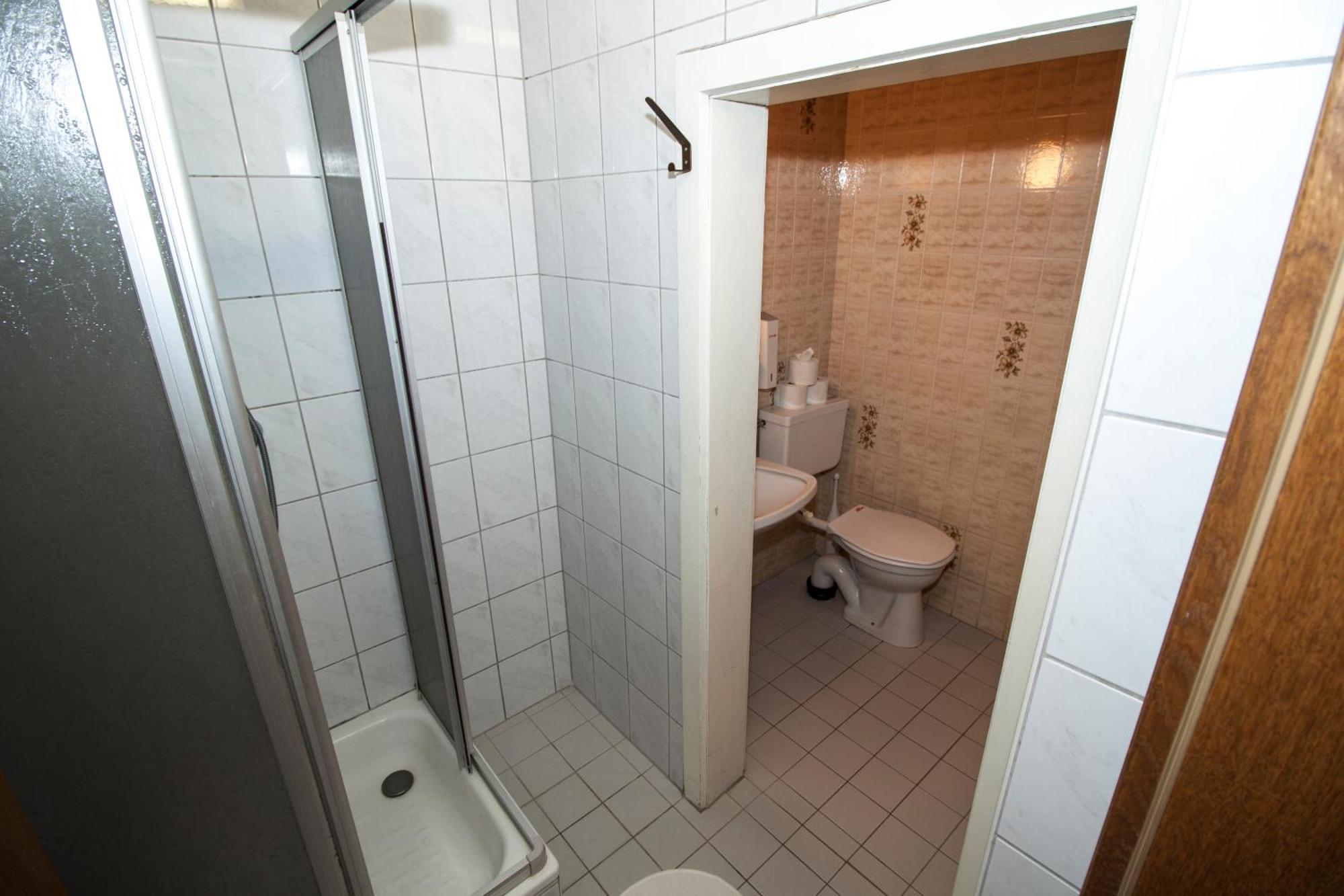 Hostel Chillertal Mayrhofen Rom bilde