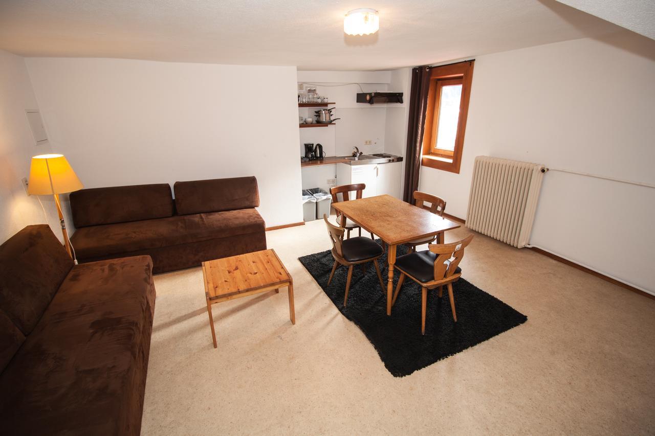 Hostel Chillertal Mayrhofen Rom bilde